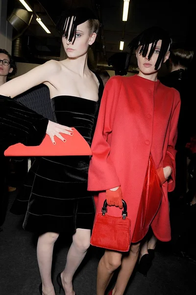 Look 28